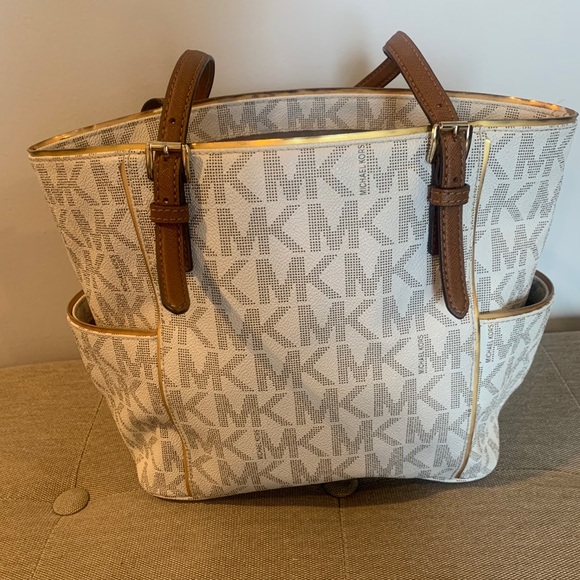 Michael Kors Handbag - Picture 1 of 3